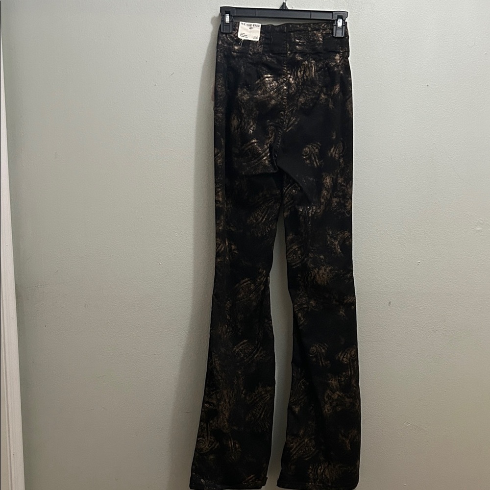 Stylish Black and gold Women's Jeans - Picture 6 of 8